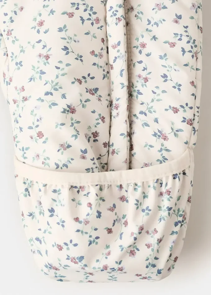 Pull matelassé à fleurs