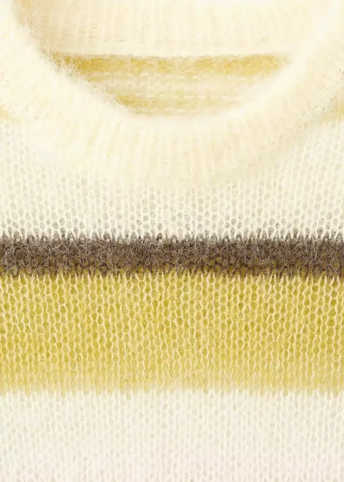 Pull semi-transparent en alpaga