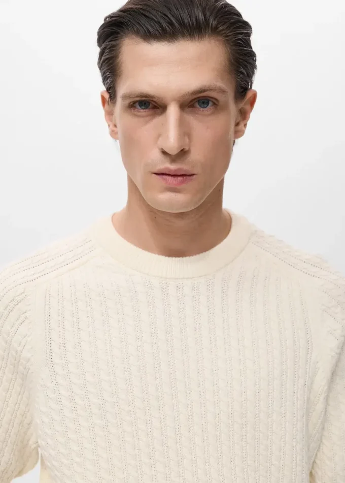 Pull tricoté 100 % coton Pull tricoté 100 % coton