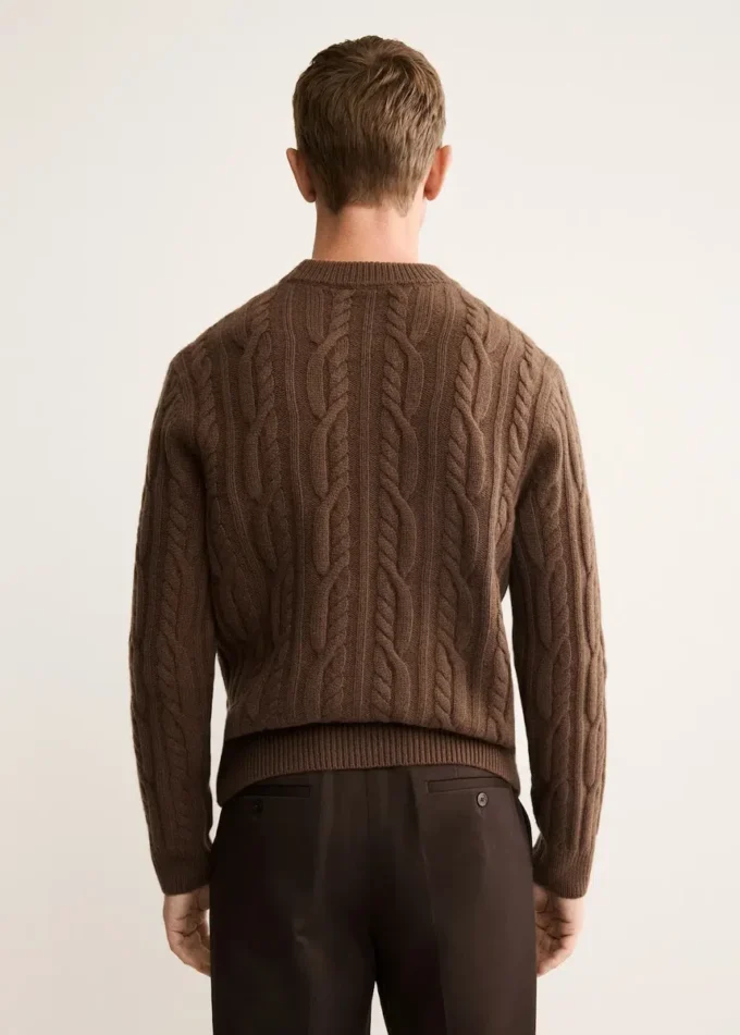 Pull tricoté 100 % laine Pull tricoté 100 % laine