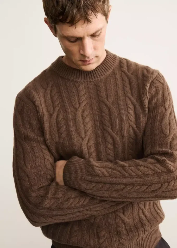 Pull tricoté 100 % laine Pull tricoté 100 % laine