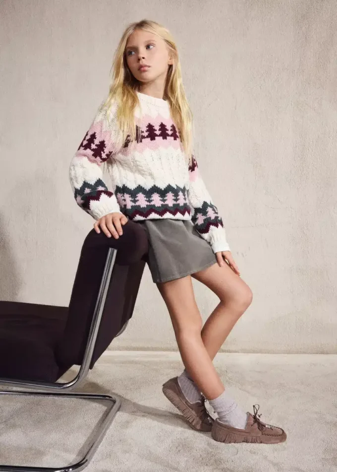 Pull tricoté à motif de Noël