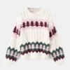 Pull tricoté à motif de Noël