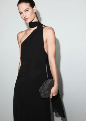 Robe asymétrique avec foulard