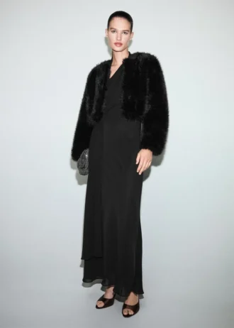 Robe asymétrique avec foulard