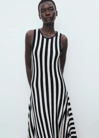 Robe asymétrique en maille fine