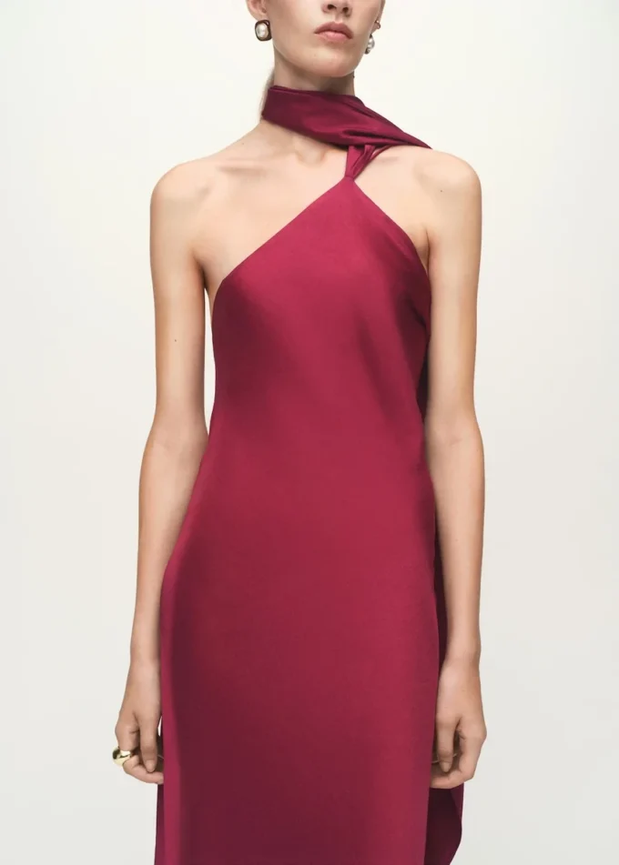 Robe asymétrique en satin Robe asymétrique en satin
