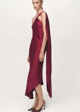Robe asymétrique en satin