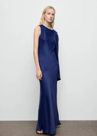 Robe asymétrique en satin