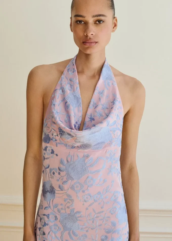 Robe asymétrique à franges brodées Robe asymétrique à franges brodées