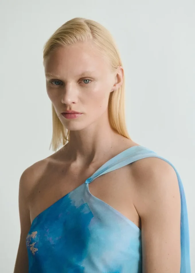 Robe asymétrique à imprimé floral Robe asymétrique à imprimé floral