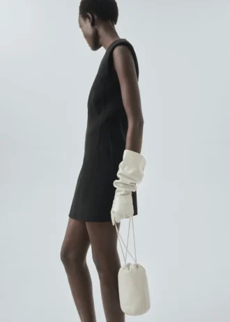 Robe avec poche cousue