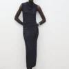 Robe brodée à col drapé Robe brodée à col drapé