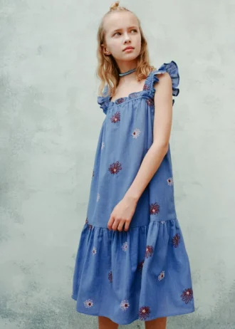 Robe à broderies florales Robe à broderies florales