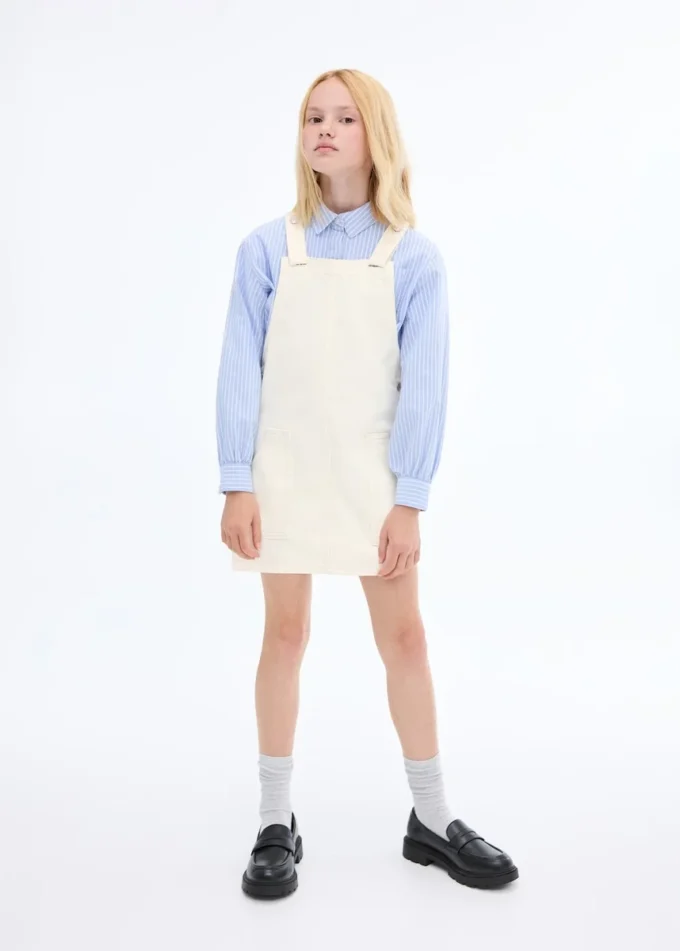 Robe chasuble courte en denim Robe chasuble courte en denim