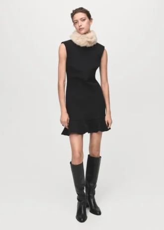 Robe à col haut avec volants