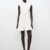 Robe à col haut avec volants Robe à col haut avec volants
