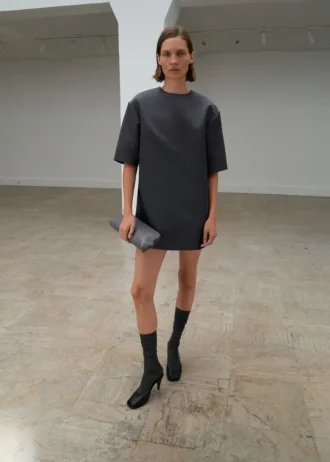 Robe courte en satin