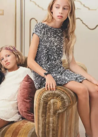 Robe courte à paillettes