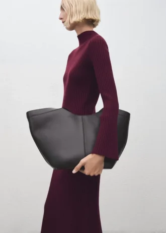 Robe côtelée à col Perkins