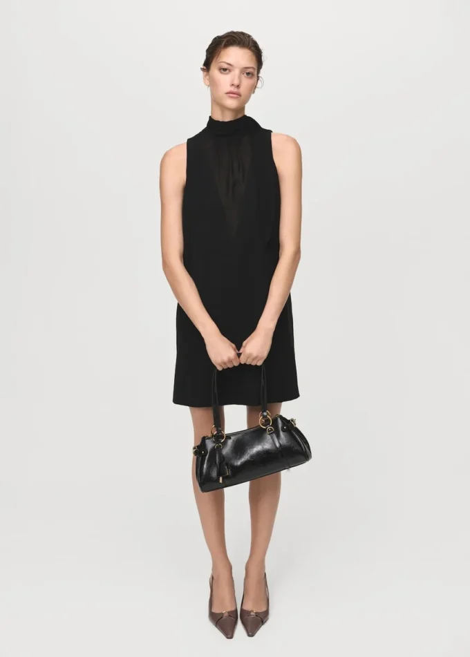 Robe à découpes et nœuds Robe à découpes et nœuds