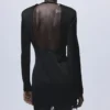 Robe dos nu avec ourlet en dentelle Robe dos nu avec ourlet en dentelle