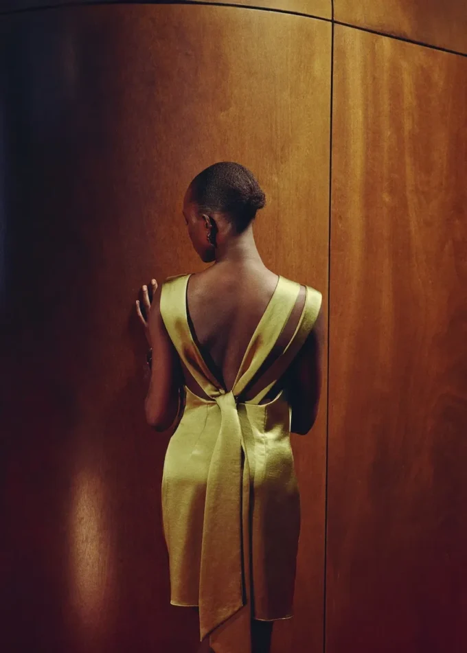 Robe dos nu effet satiné Robe dos nu effet satiné