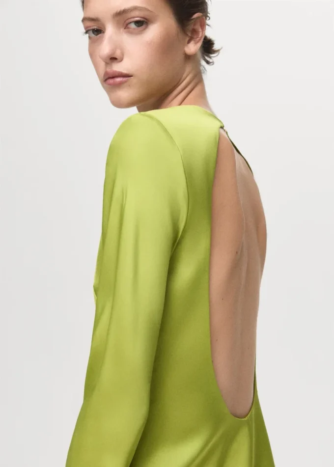 Robe dos nu effet satiné Robe dos nu effet satiné