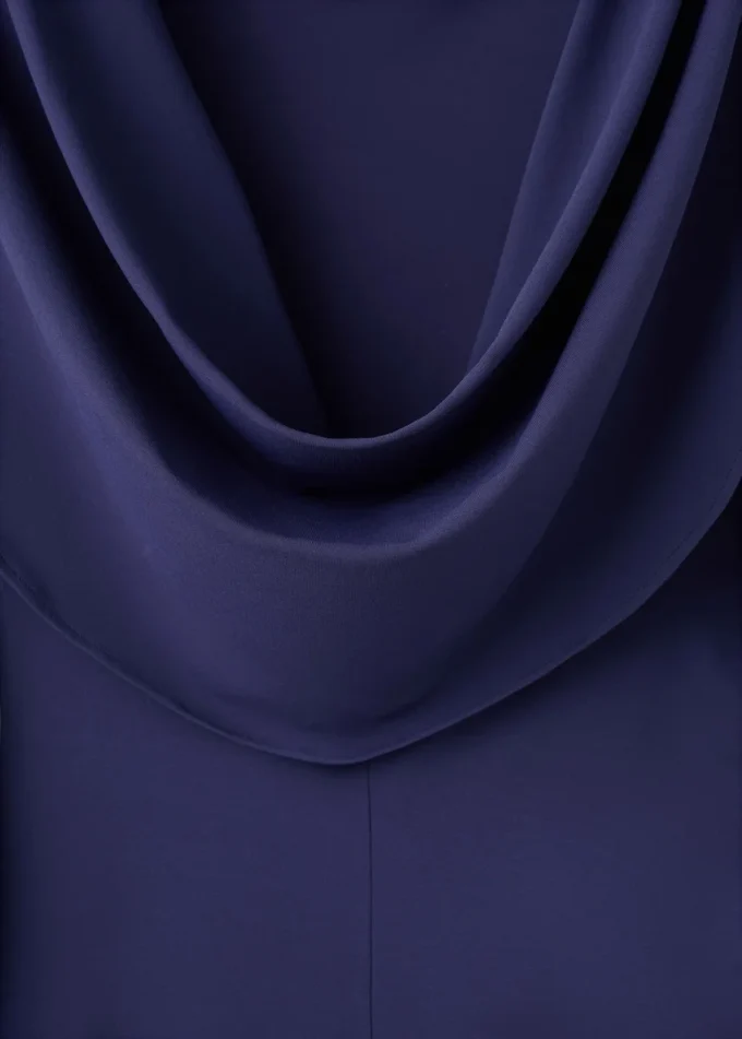Robe dos nu en maille fine