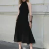 Robe dos nu à encolure dos nu Robe dos nu à encolure dos nu