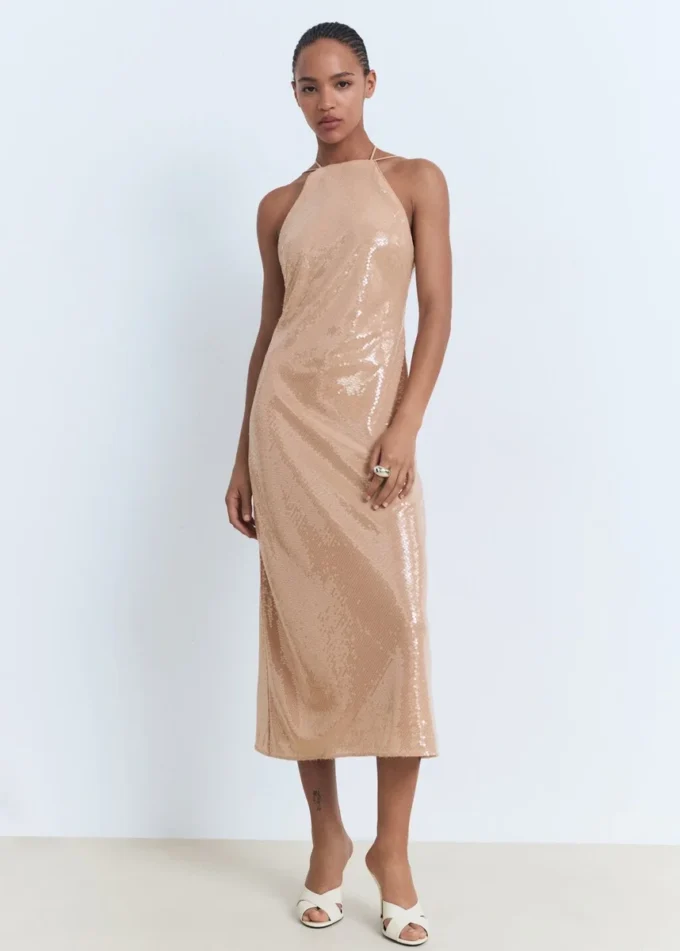 Robe dos nu à paillettes Robe dos nu à paillettes