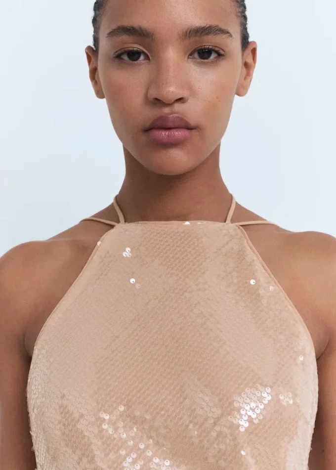 Robe dos nu à paillettes Robe dos nu à paillettes