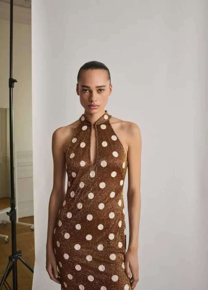 Robe dos nu à pois en strass Robe dos nu à pois en strass