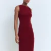 Robe drapée avec détail bijou Robe drapée avec détail bijou