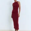 Robe drapée avec détail bijou Robe drapée avec détail bijou