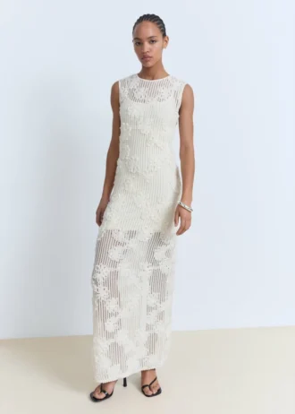 Robe en crochet à motif floral