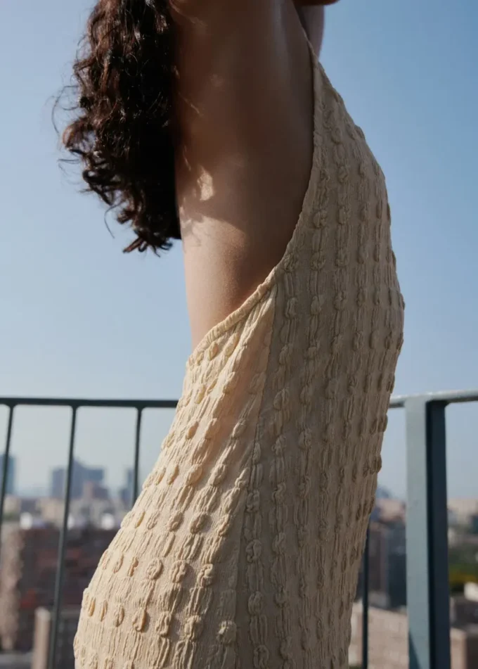 Robe en crêpe à dos nu Robe en crêpe à dos nu