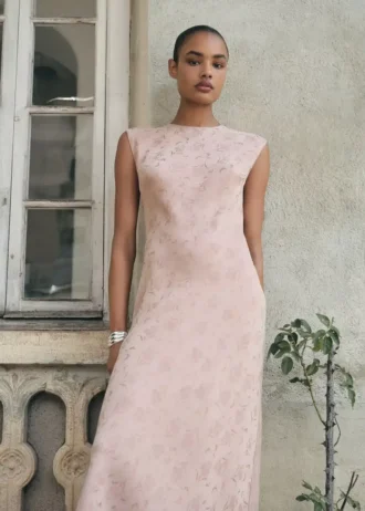 Robe en jacquard satiné à fleurs