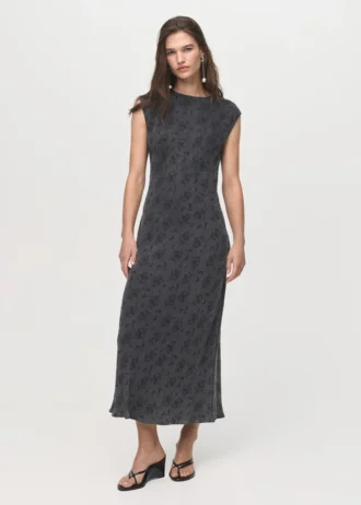 Robe en jacquard satiné à fleurs