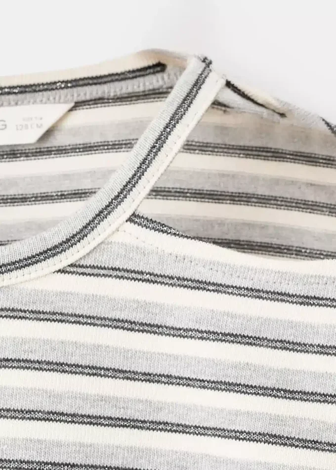 Robe en lurex avec découpes Robe en lurex avec découpes