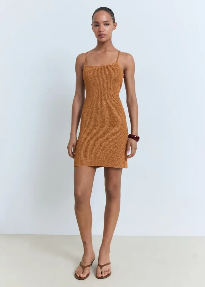 Robe en lurex avec dos croisé Robe en lurex avec dos croisé