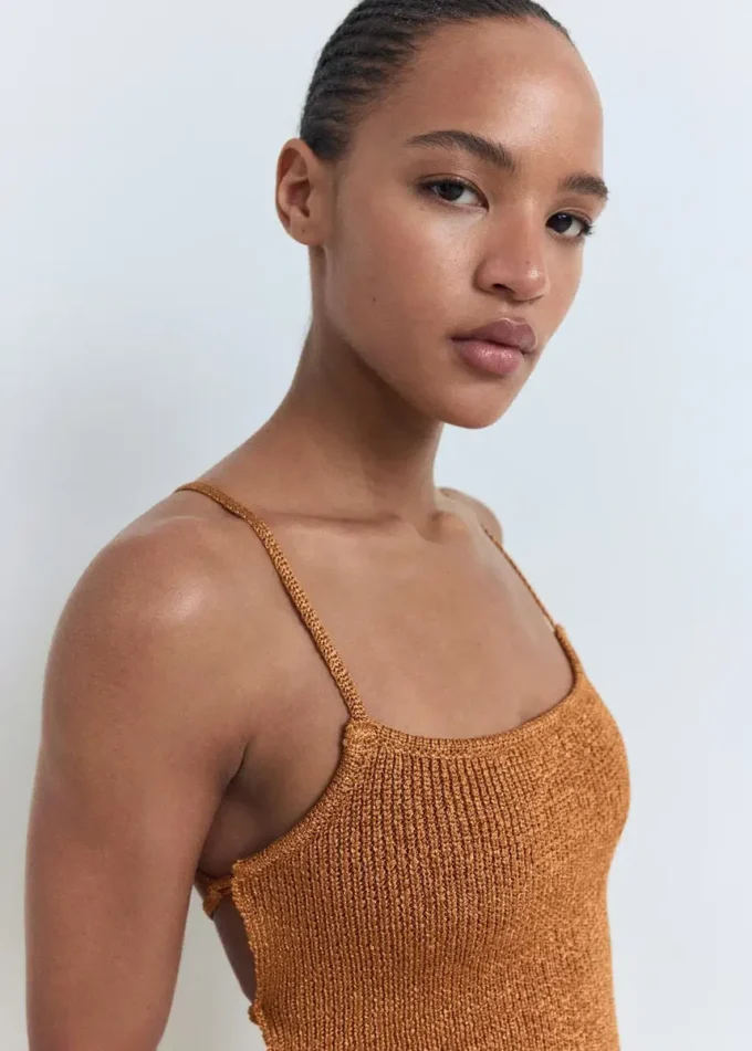 Robe en lurex avec dos croisé Robe en lurex avec dos croisé
