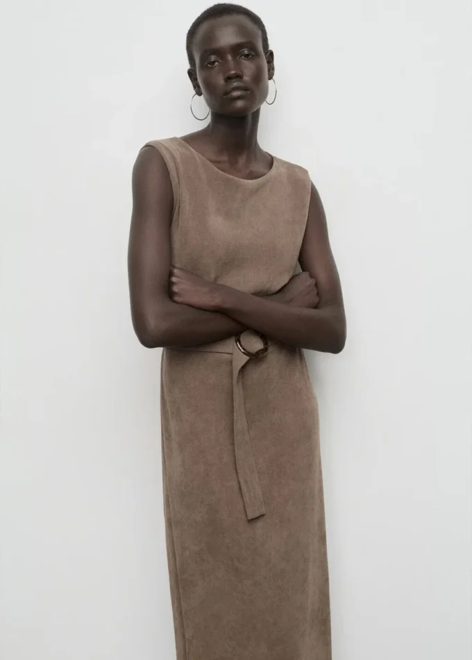 Robe en maille avec ceinture Robe en maille avec ceinture