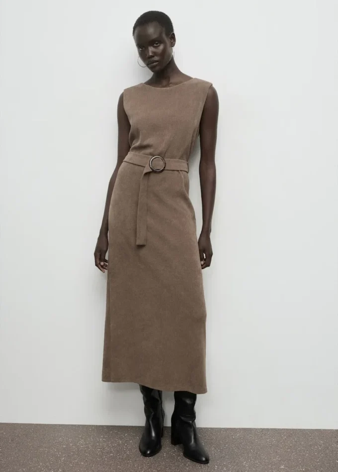 Robe en maille avec ceinture Robe en maille avec ceinture