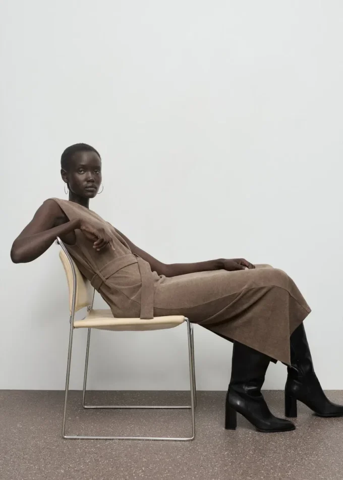 Robe en maille avec ceinture Robe en maille avec ceinture