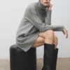 Robe en maille à col roulé