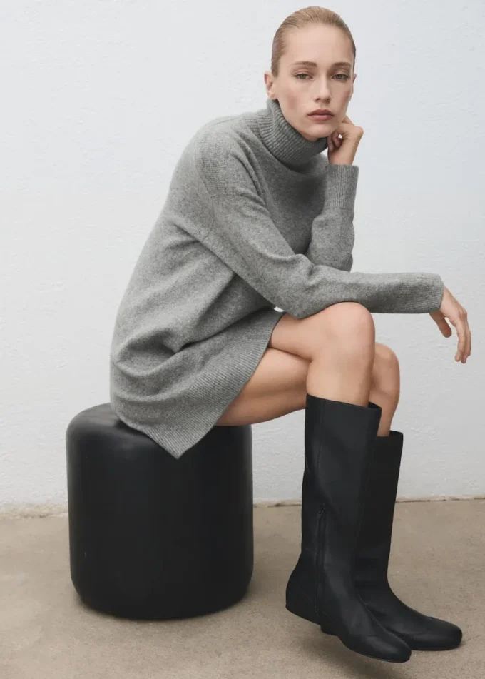 Robe en maille à col roulé