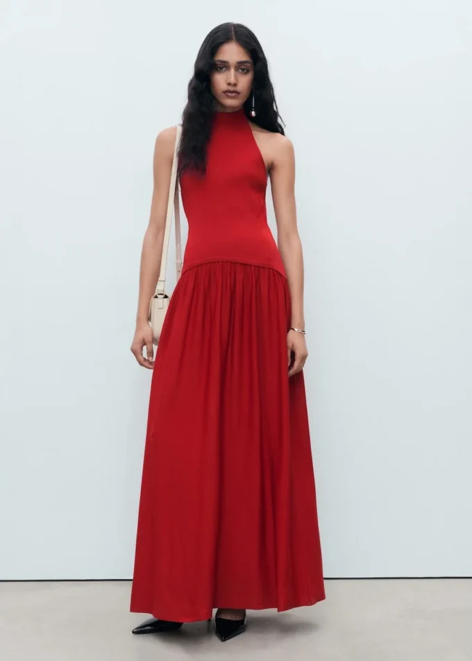Robe en maille à encolure dos nu Robe en maille à encolure dos nu