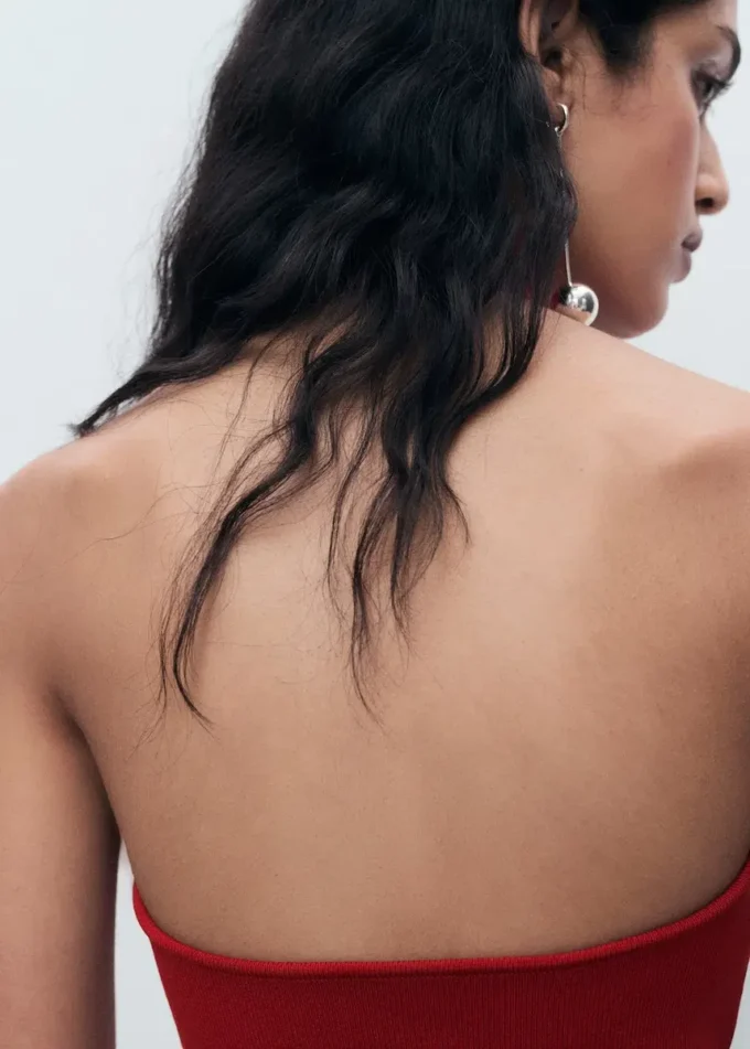 Robe en maille à encolure dos nu Robe en maille à encolure dos nu