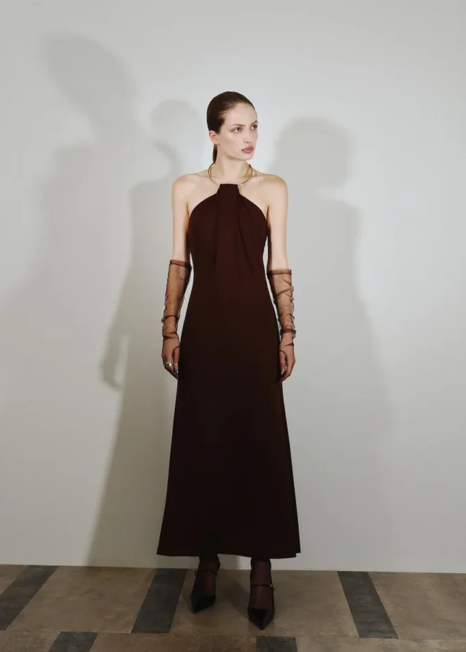 Robe en maille fine avec col ras du cou Robe en maille fine avec col ras du cou